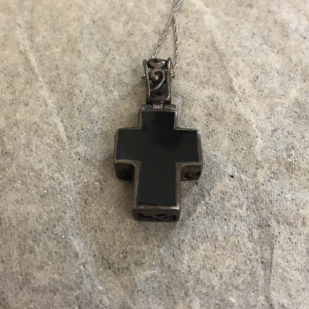 Cross w/ Chain - Picture 2 of 4
